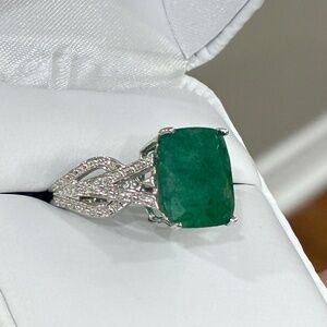 925 sterling silver emerald ring size 7